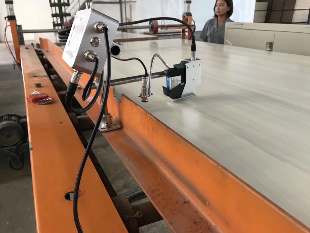 板材防伪？合肥Stake官网喷码机为平安树轻松实现